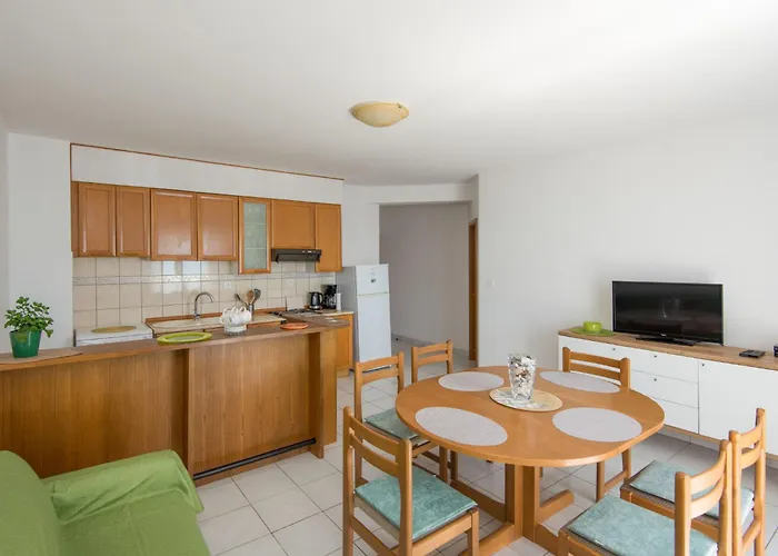 Maras-2 By Interhome Apartamento