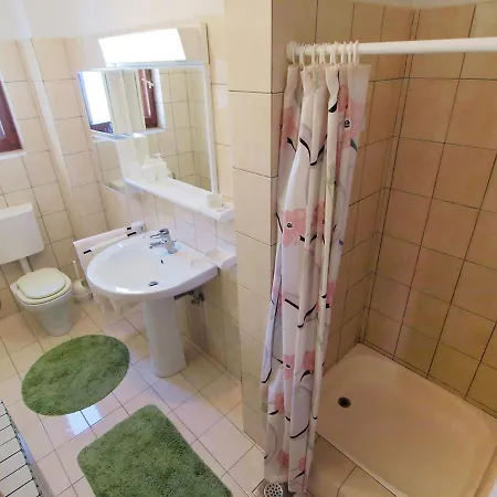 Maras-2 By Interhome Apartamento *